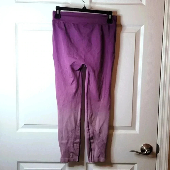 ALL IN MOTION Women's Seamless High-Waisted Leggings, Rose color. - Picture 4 of 6